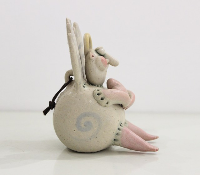 Angelo - scultura in ceramica di Riccardo Biavati e la Bottega delle Stelle (lato 2)