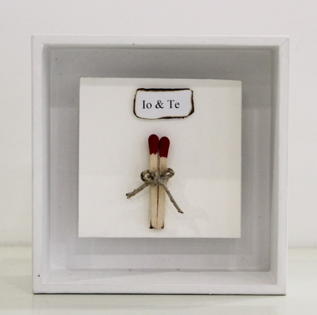 Io & te - box con assemblaggi di Sara Lovari