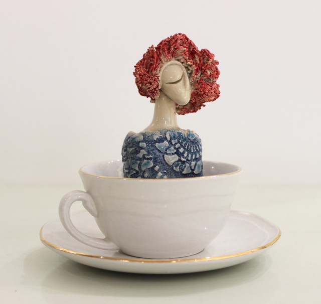 Tazza da the vintage - scultura di Deborah Ciolli (lato 2)