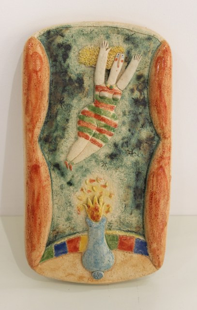 La donna cannone - scultura in grés di Michele Fabbricatore