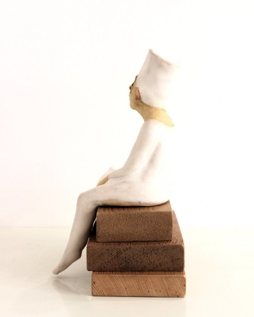 Custode - scultura ceramica di Sabrina Inzaghi (vista 5)