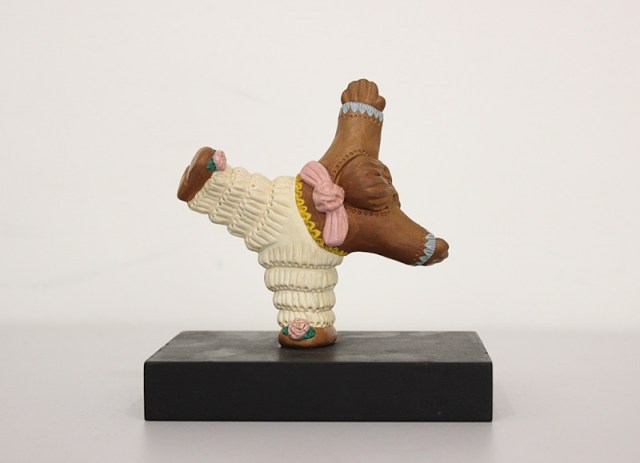 Ballerina di Can Can - scultura di Vincent Maillard (lato 1)