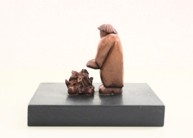Davanti al fuoco - scultura di Vincent Maillard (lato 4)
