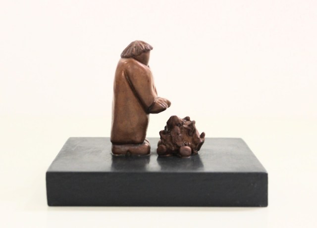 Davanti al fuoco - scultura di Vincent Maillard (lato 2)