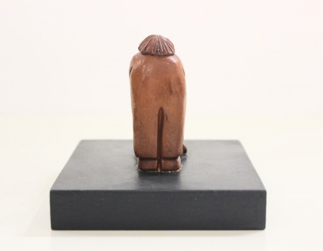 Davanti al fuoco - scultura di Vincent Maillard (lato 3)