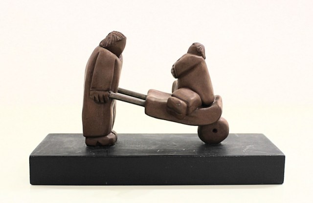 Carriola - scultura di Vincent Maillard (lato 2)